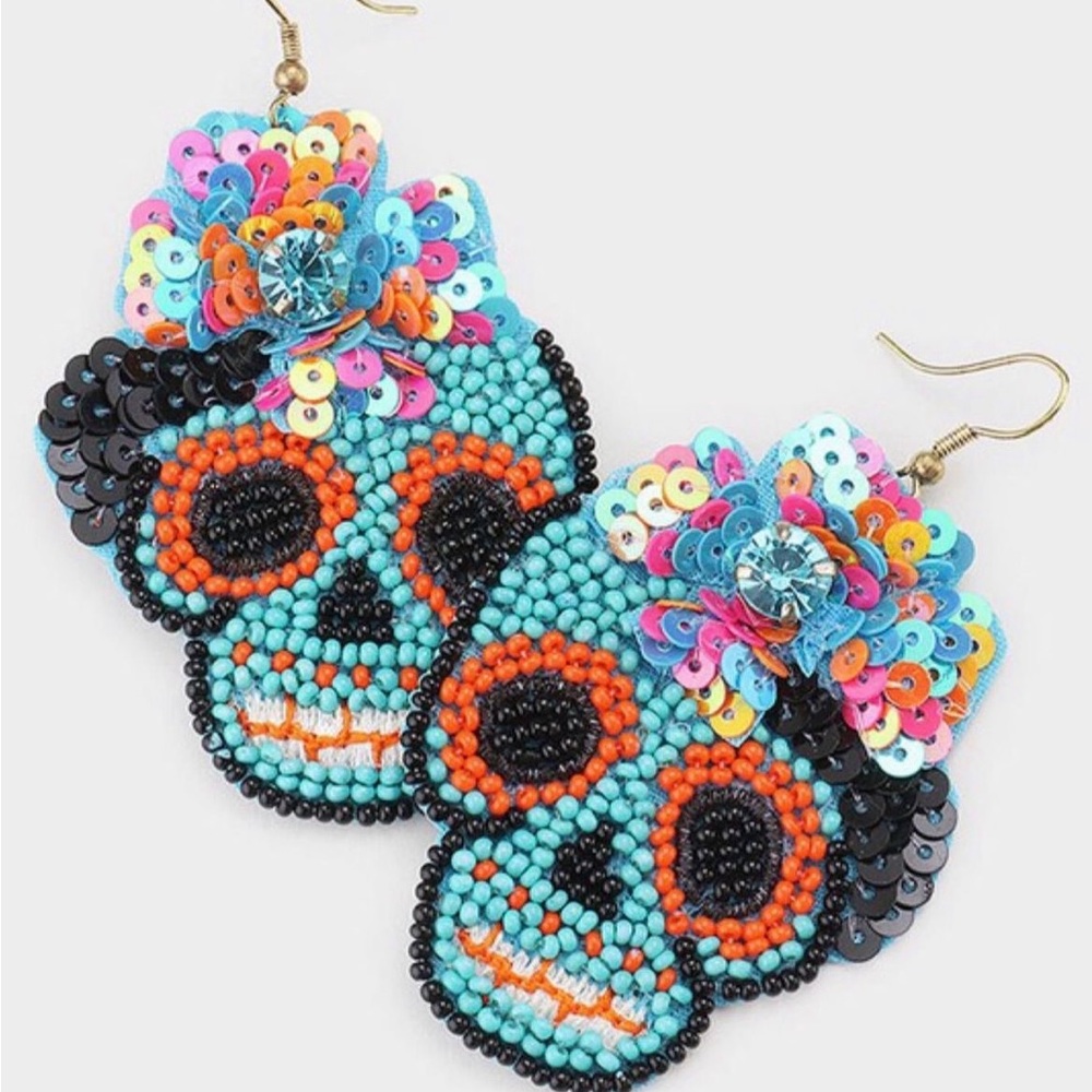 Beaded Skull Earrings 💀